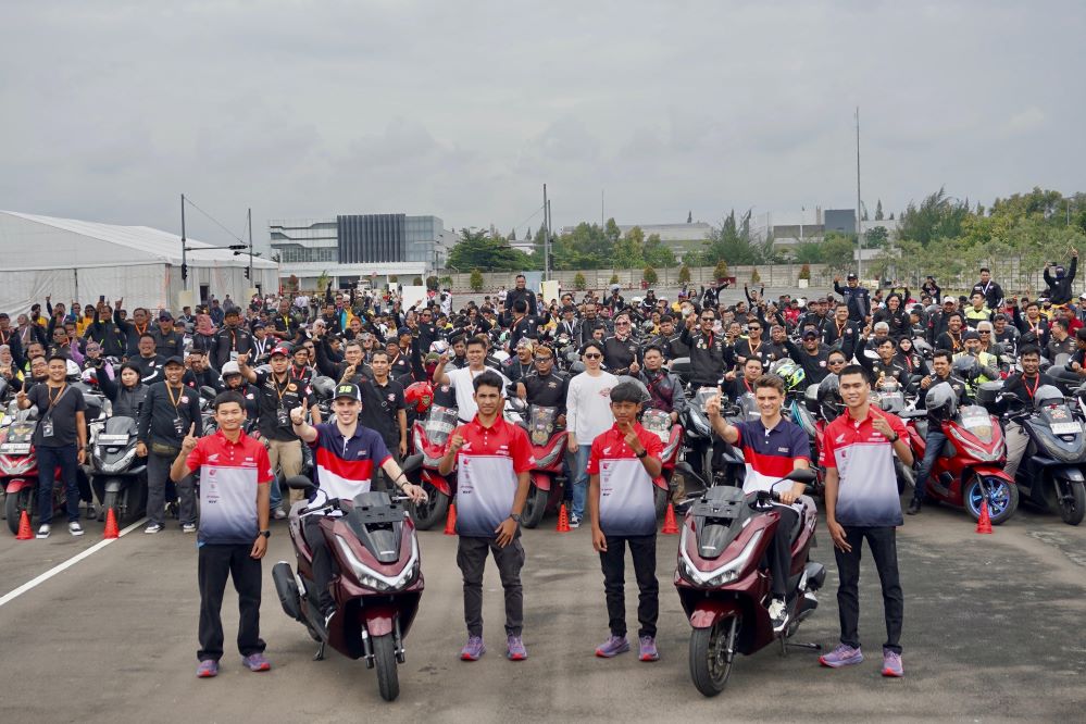 Bikers Honda PCX Bertemu Pembalap MotoGP